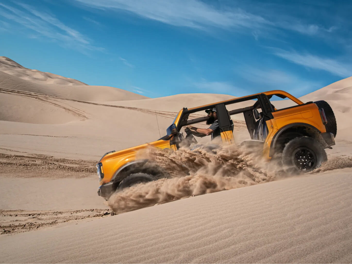 Ford Bronco en el desierto